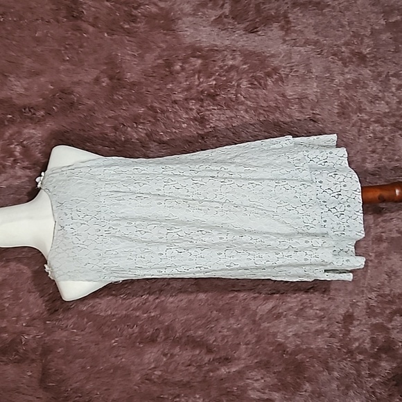 My Pretty Angel Lace and Rose Ribbon Detail Dress - Picture 8 of 10